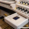 Display zur Register- und Klangwahl der digitalen Orgel Gloria Concerto Plus 4-68cc